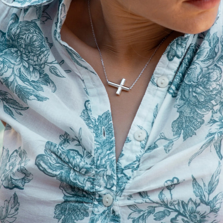 Pendentif Croix de Maussane Adrien Moniquet