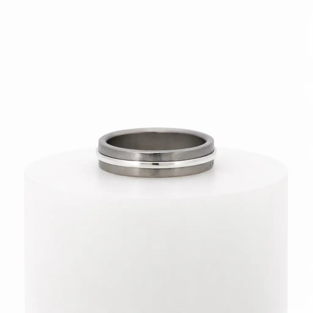 Bague Écho en argent et titane Adrien Moniquet