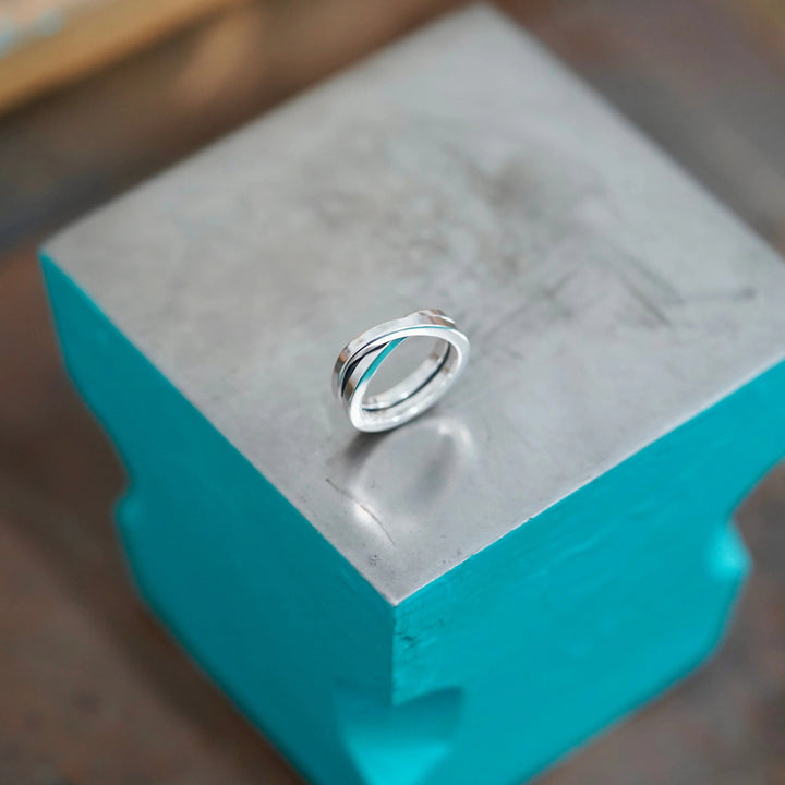 Bague Pierre Argent Adrien Moniquet