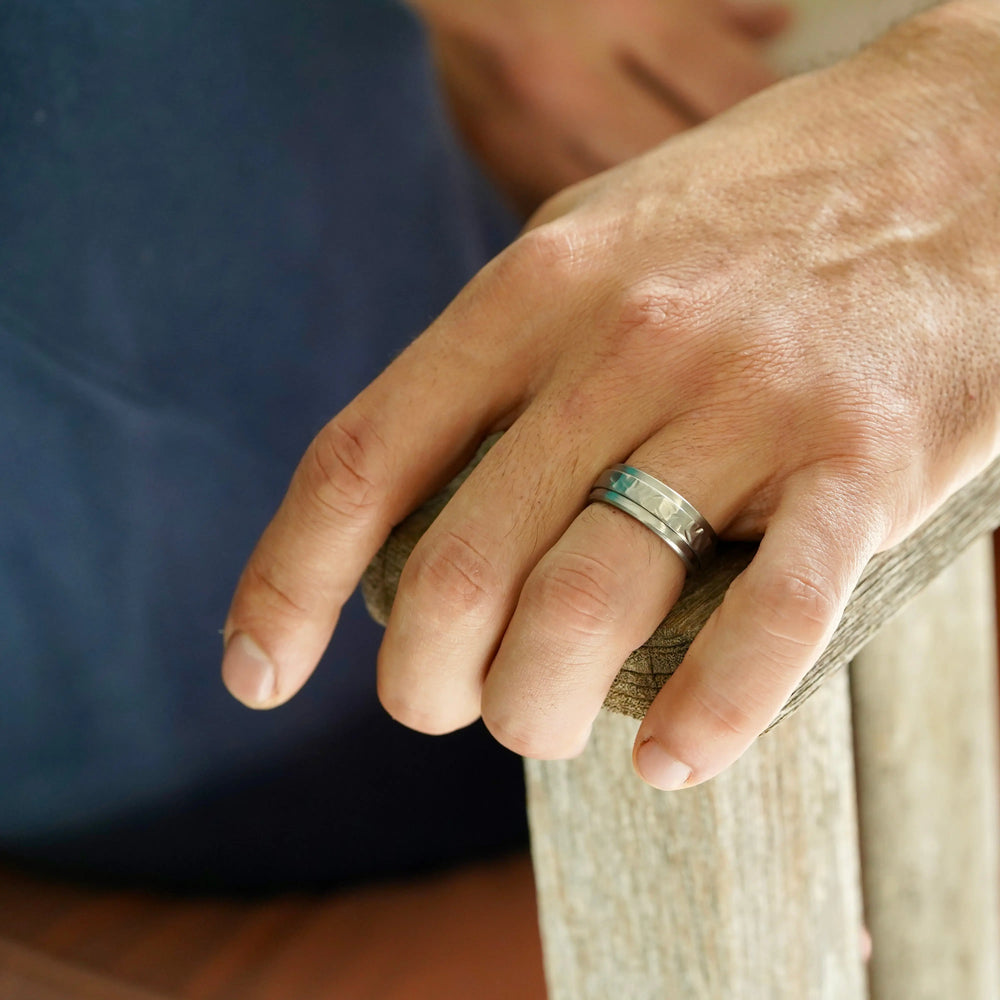 Bague Tournante Atlas Titane Adrien Moniquet