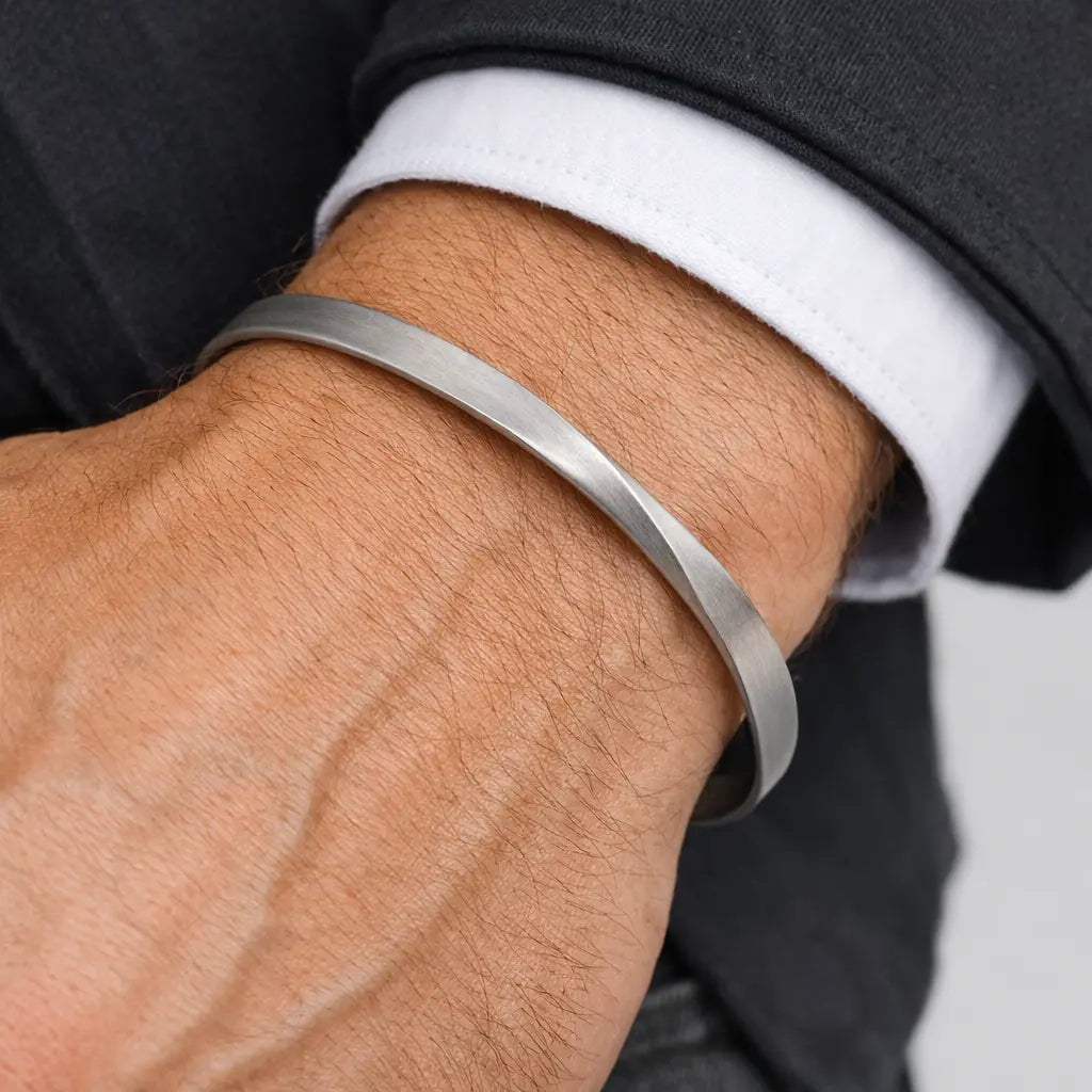 Bracelet Confluence en titane Adrien Moniquet