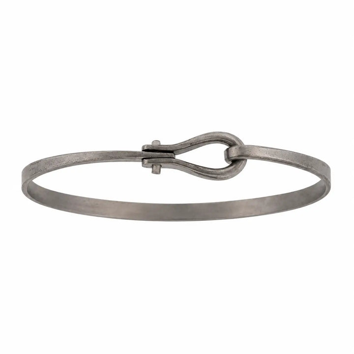Bracelet Franck en Titane Forgé à Froid – Fermoir Mobile Riveté Adrien Moniquet