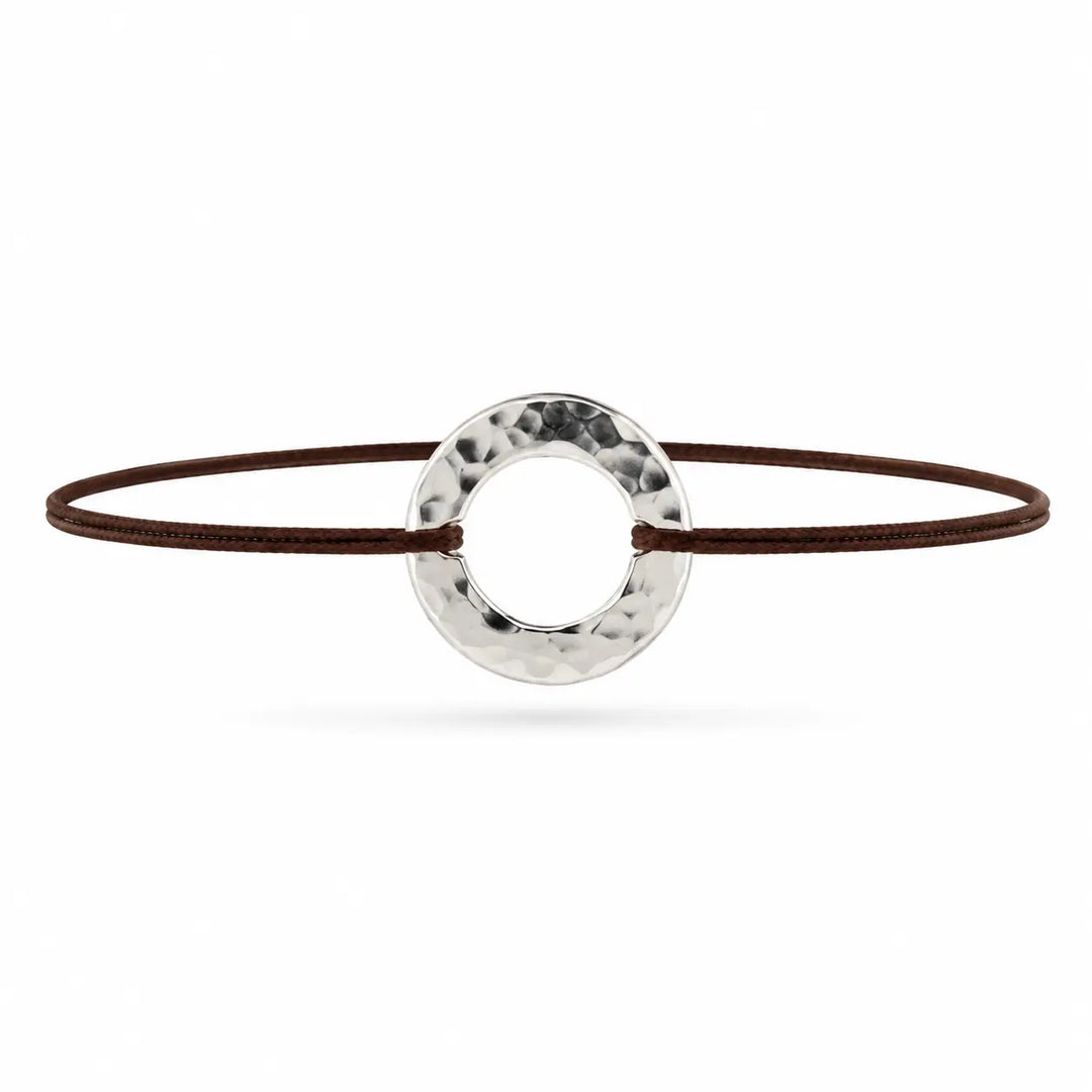 Bracelet cordon en argent massif forgé – Anneau martelé Adrien Moniquet