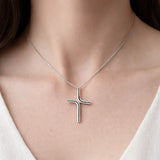 Pendentif Croix Robert en argent Adrien Moniquet