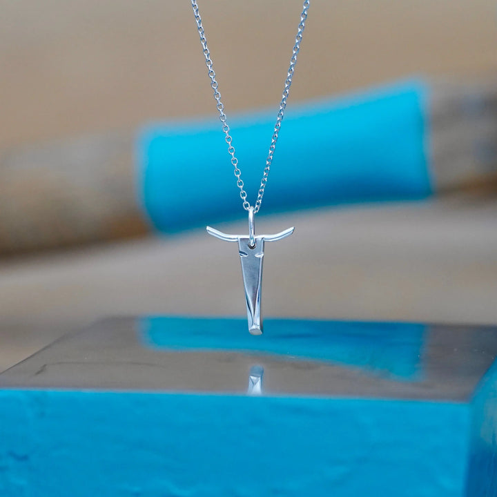 Pendentif taureau Adrien Moniquet