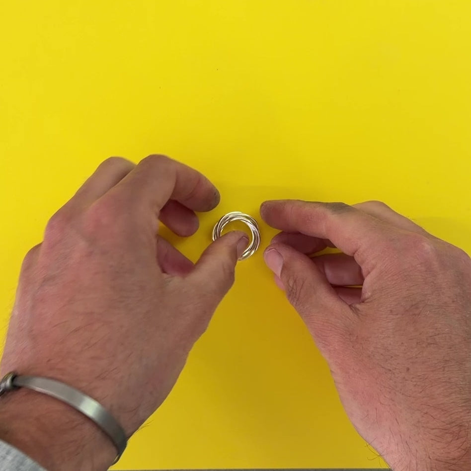 Bague semainier en argent massif – 7 anneaux réalisés à la main