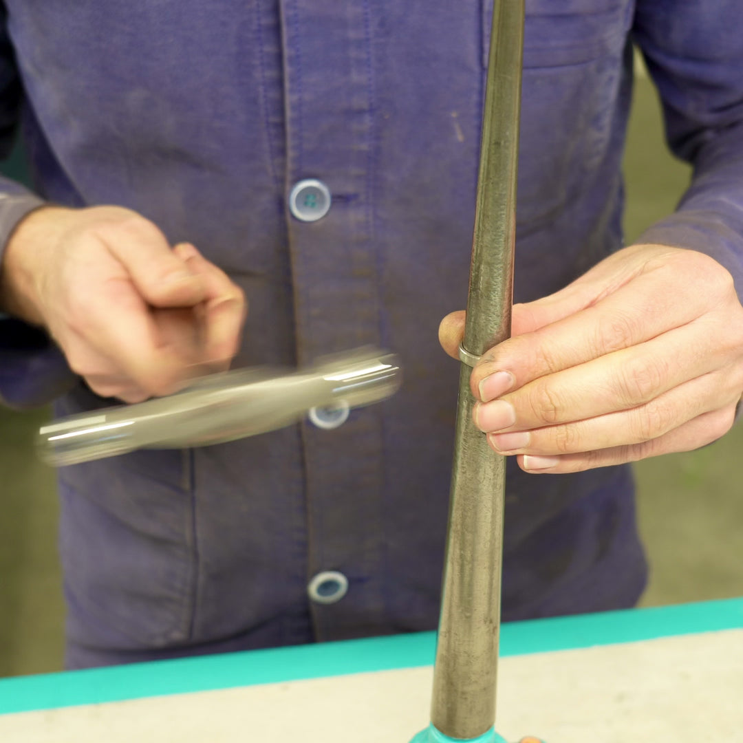 Bague en titane martelée – Titan